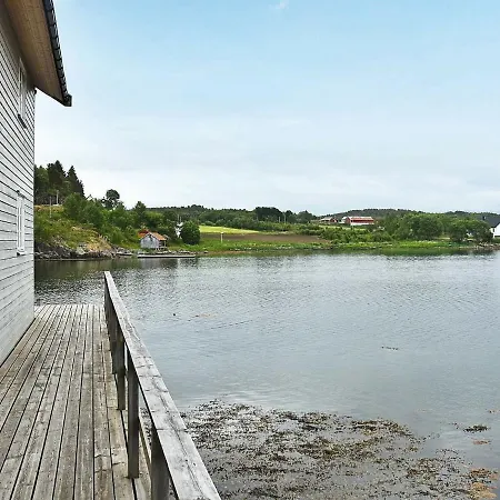 Holiday Lesundbrygga Ferienhaus *